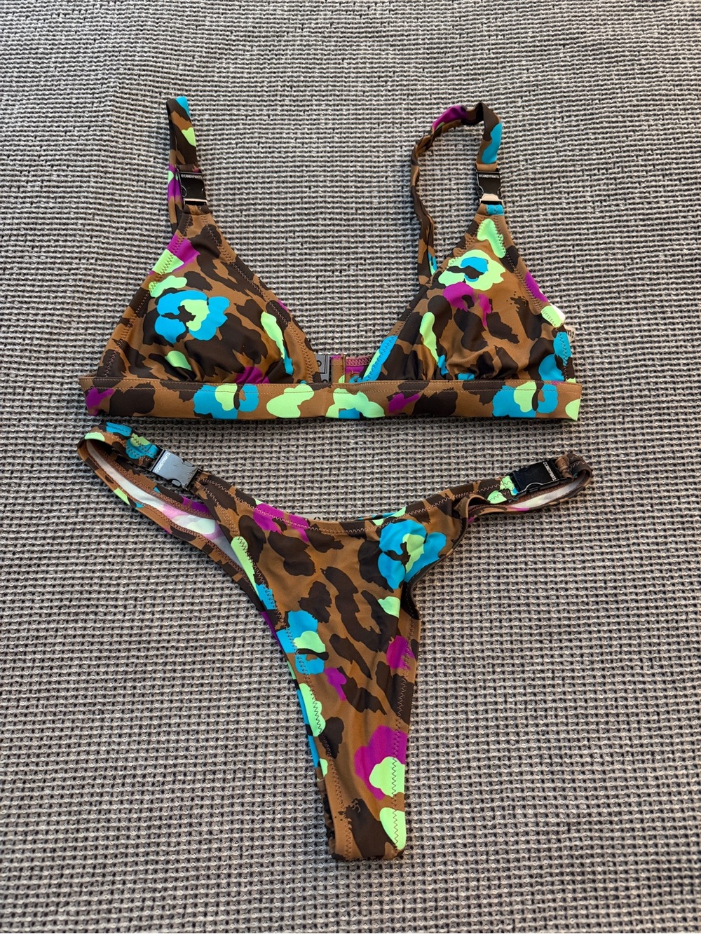 CANDY PANTS Women's Brown Floral Print Bikini Set - Vibrant Multicolor Accents